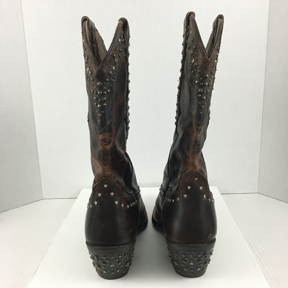 Ariat Women’s Distressed Brown Leather Studded Cowboy Boots Size 6.5 - Picture 4 of 9